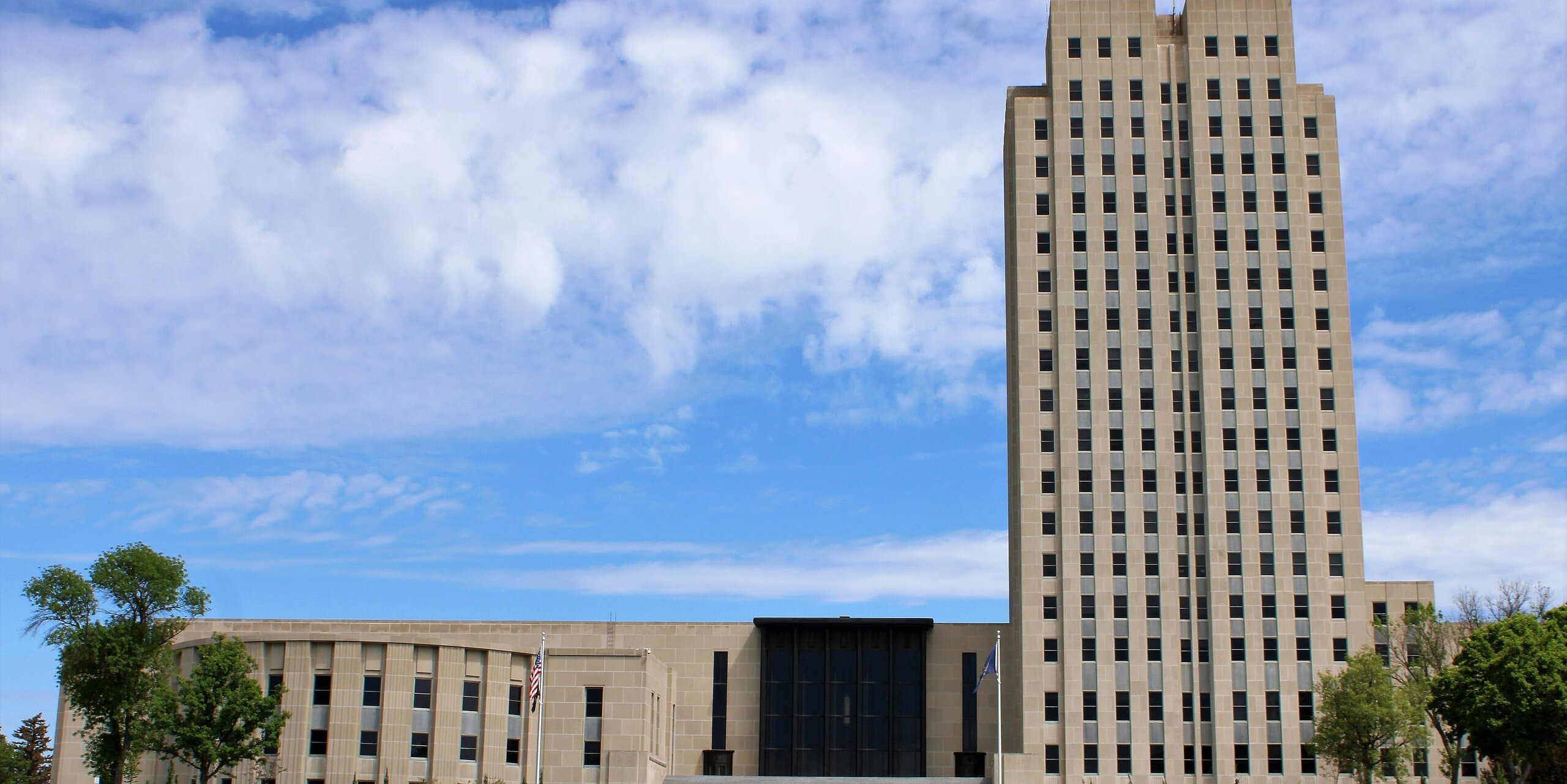 Bismarck, ND skyline, the corridor Whipshipper carriers serve daily
