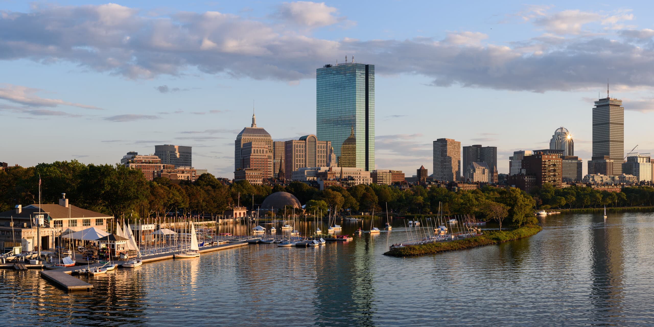 Boston, MA skyline, the corridor Whipshipper carriers serve daily