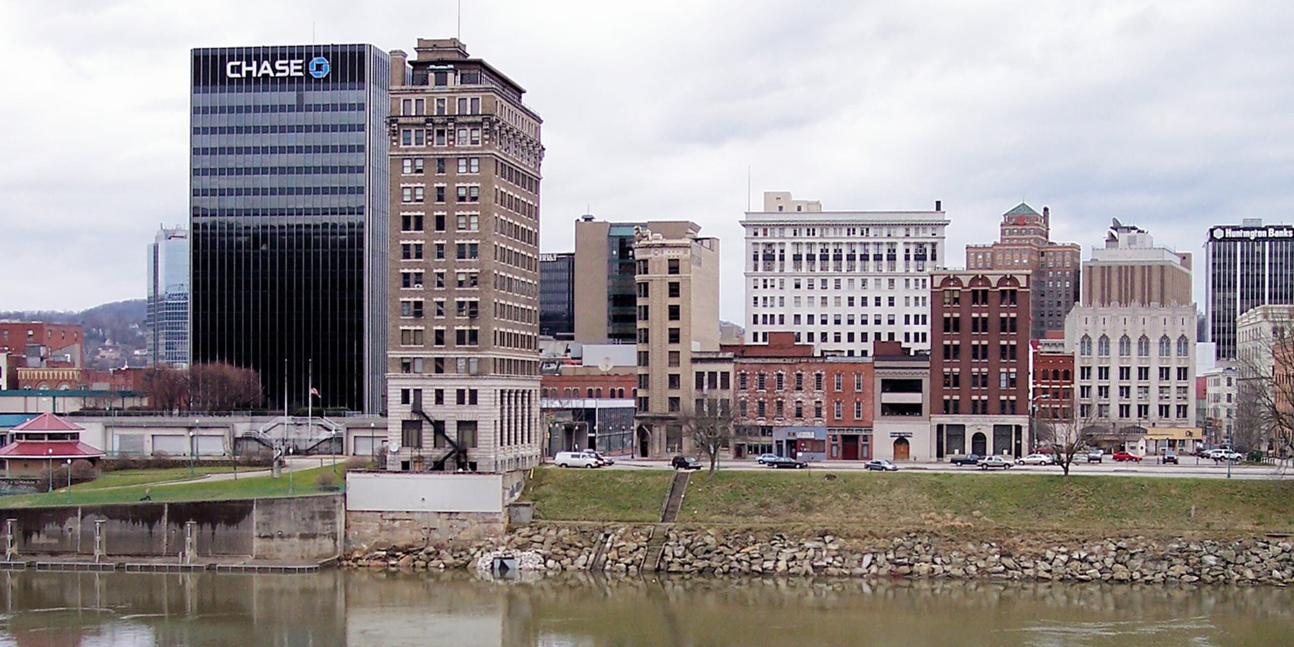 Charleston, WV skyline, the corridor Whipshipper carriers serve daily