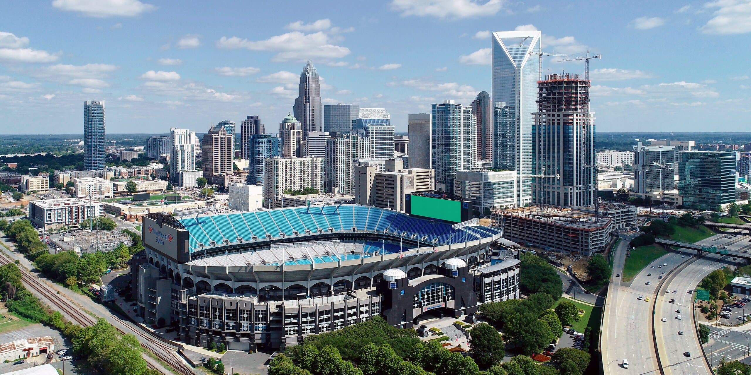 Charlotte, NC skyline, the corridor Whipshipper carriers serve daily
