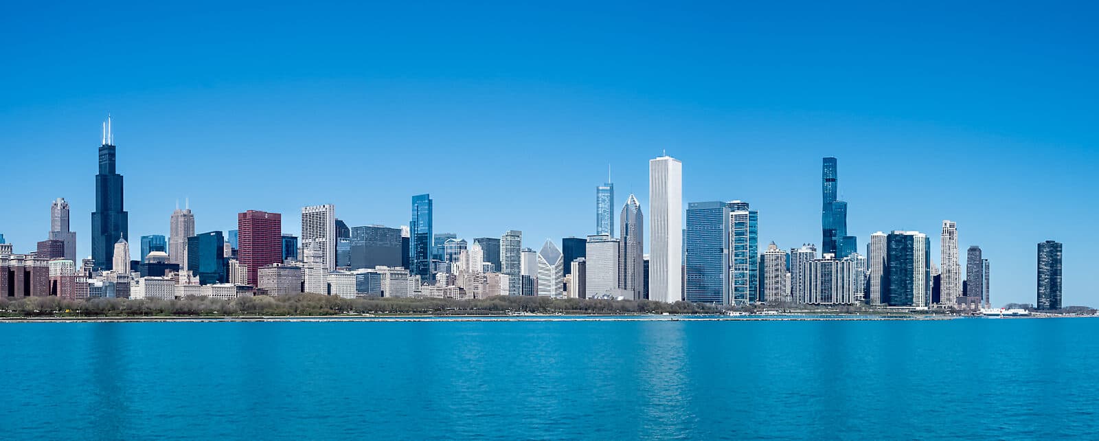 Chicago, IL — Chicago Skyline in April 2024 b