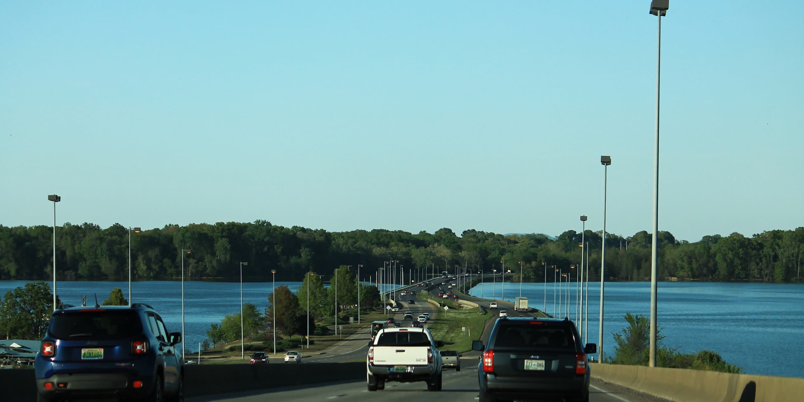 Decatur, AL skyline, the corridor Whipshipper carriers serve daily