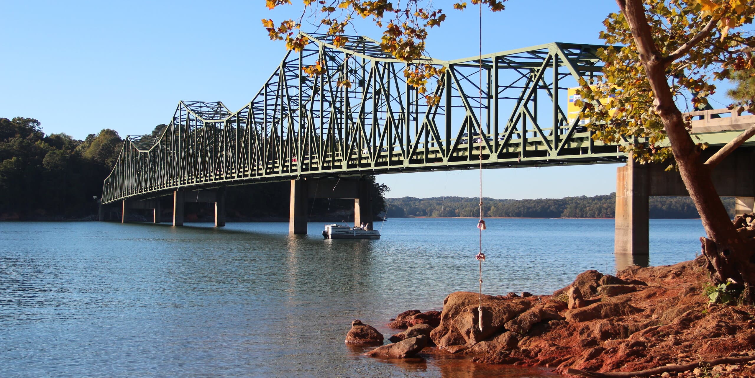 Gainesville, GA skyline, the corridor Whipshipper carriers serve daily