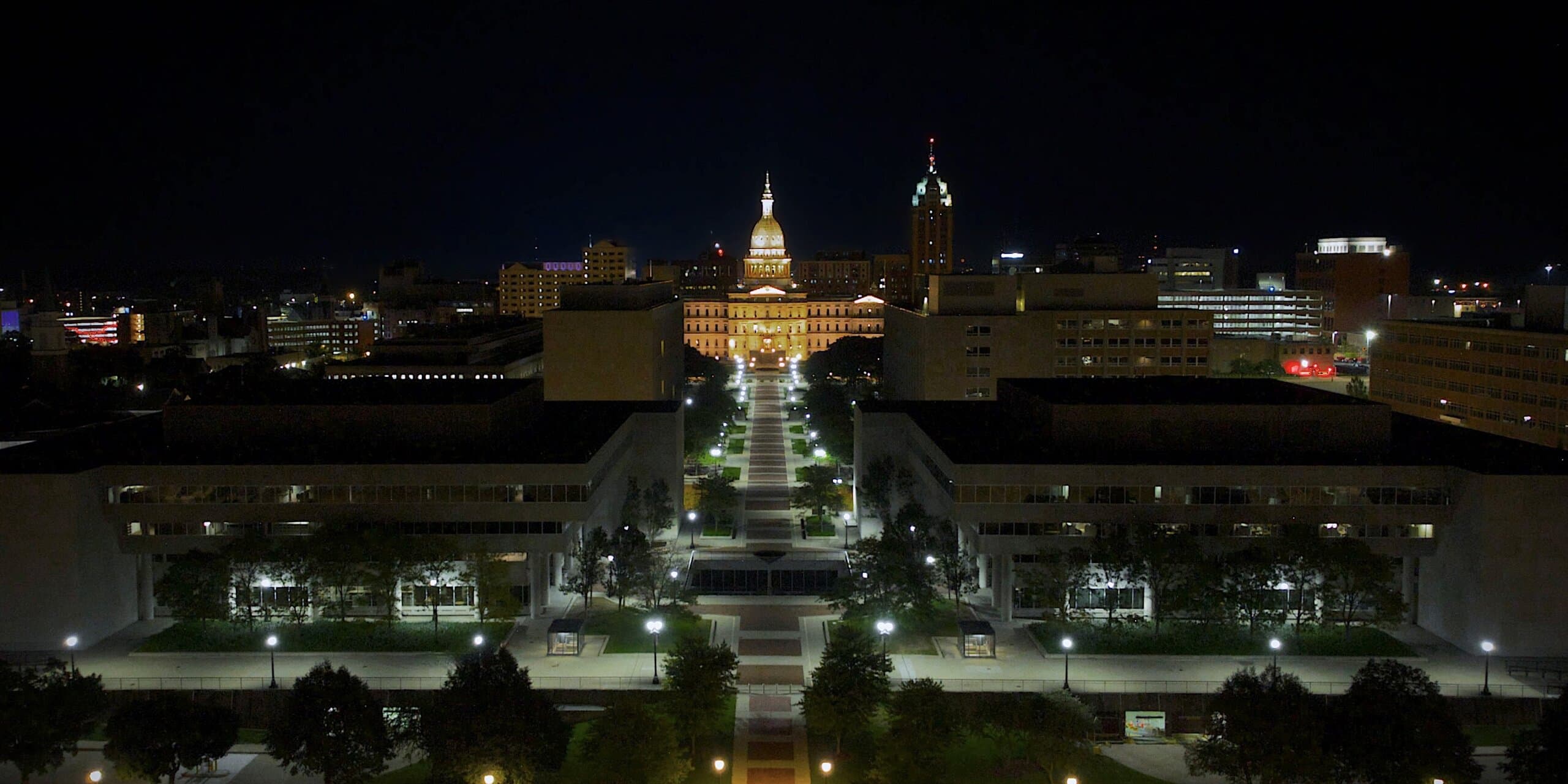Lansing, MI skyline, the corridor Whipshipper carriers serve daily