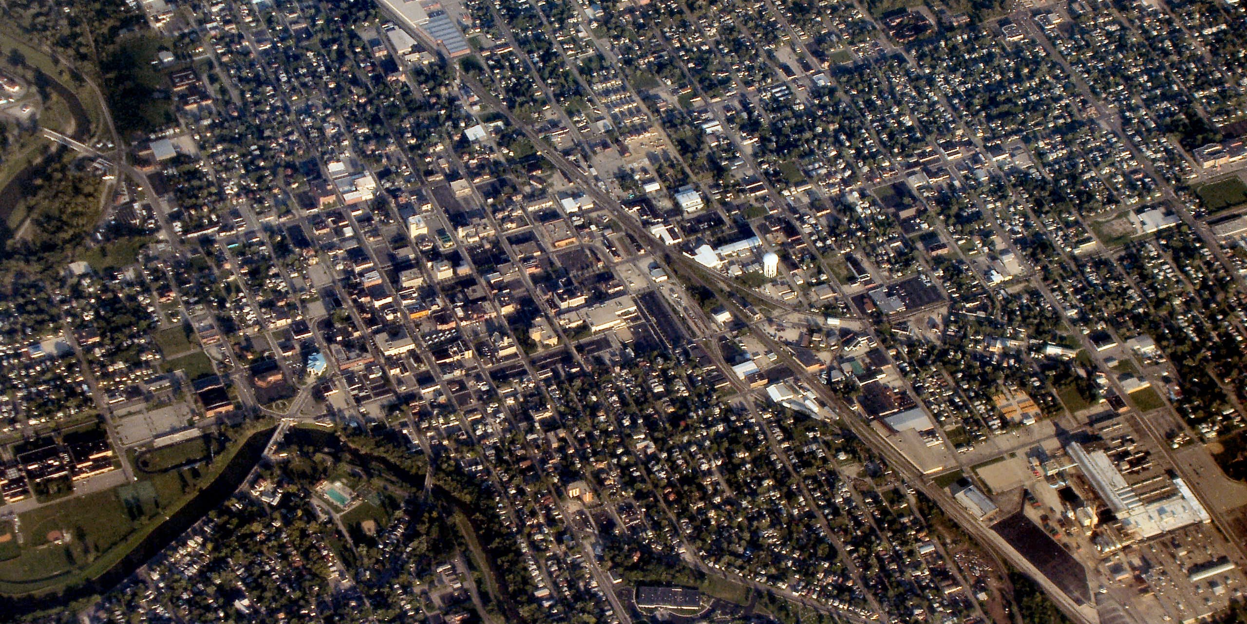 Muncie, IN skyline, the corridor Whipshipper carriers serve daily
