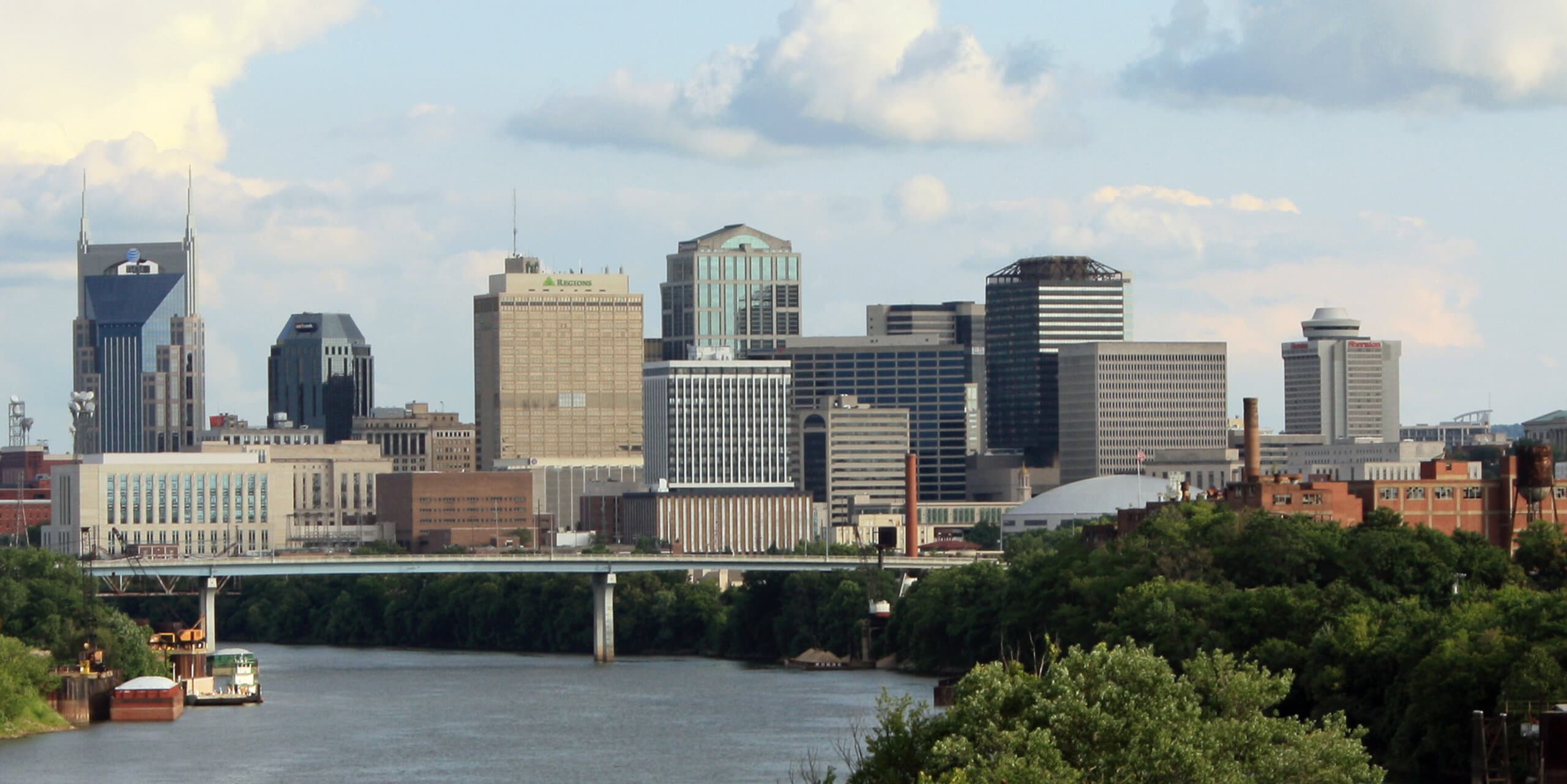 Nashville, TN skyline, the corridor Whipshipper carriers serve daily