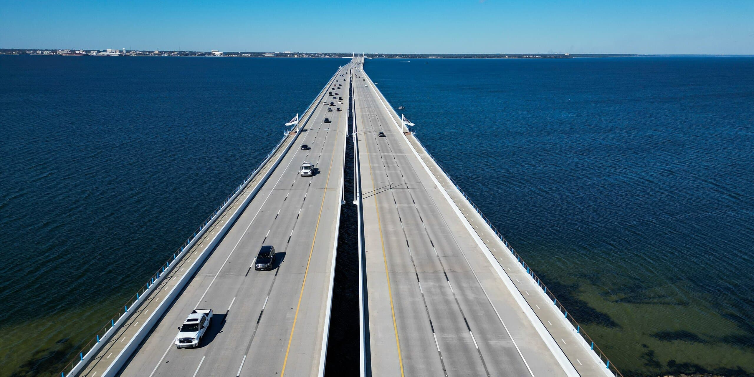 Pensacola, FL skyline, the corridor Whipshipper carriers serve daily