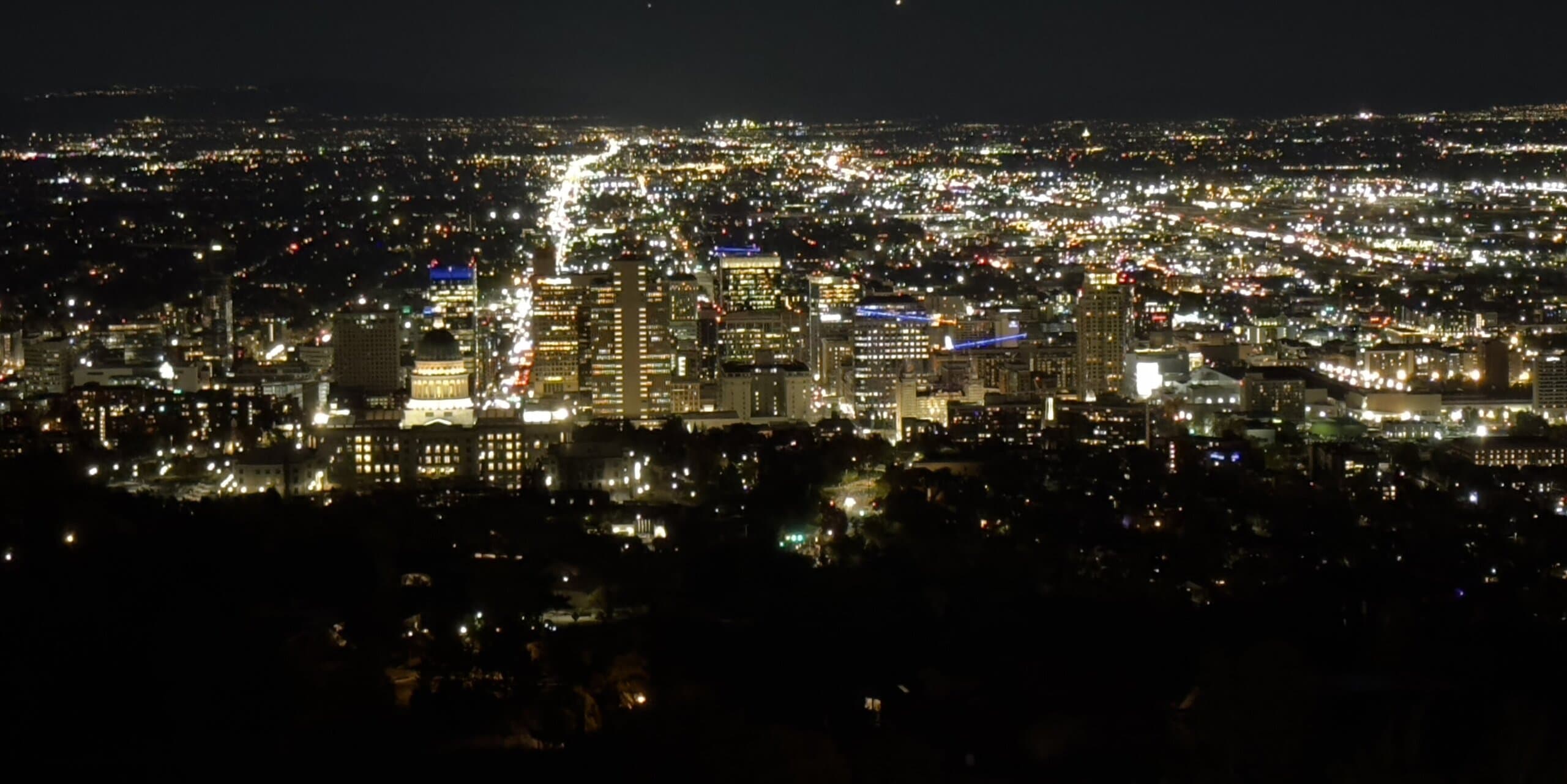 Salt Lake City, UT skyline, the corridor Whipshipper carriers serve daily