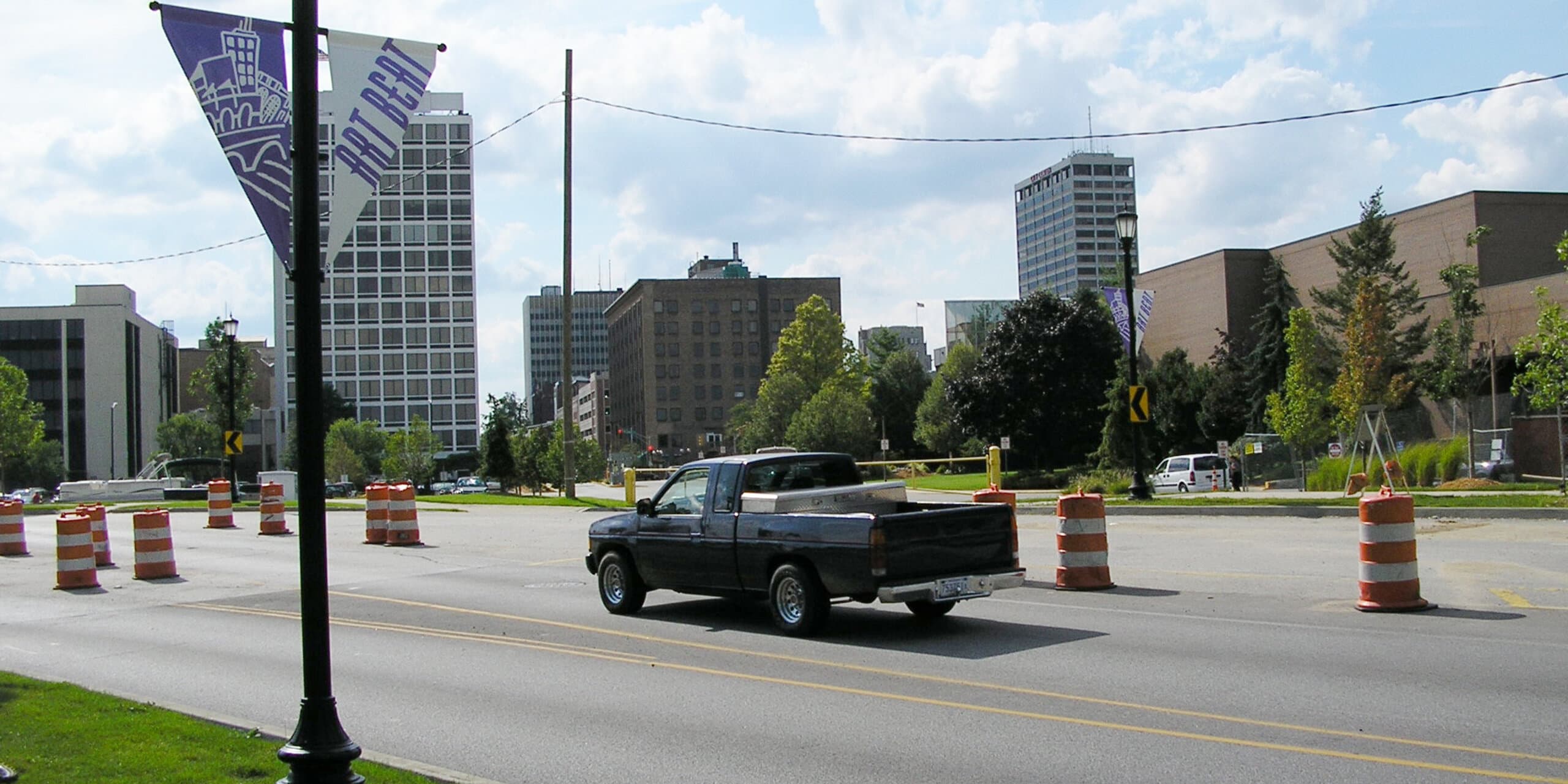 South Bend, IN skyline, the corridor Whipshipper carriers serve daily