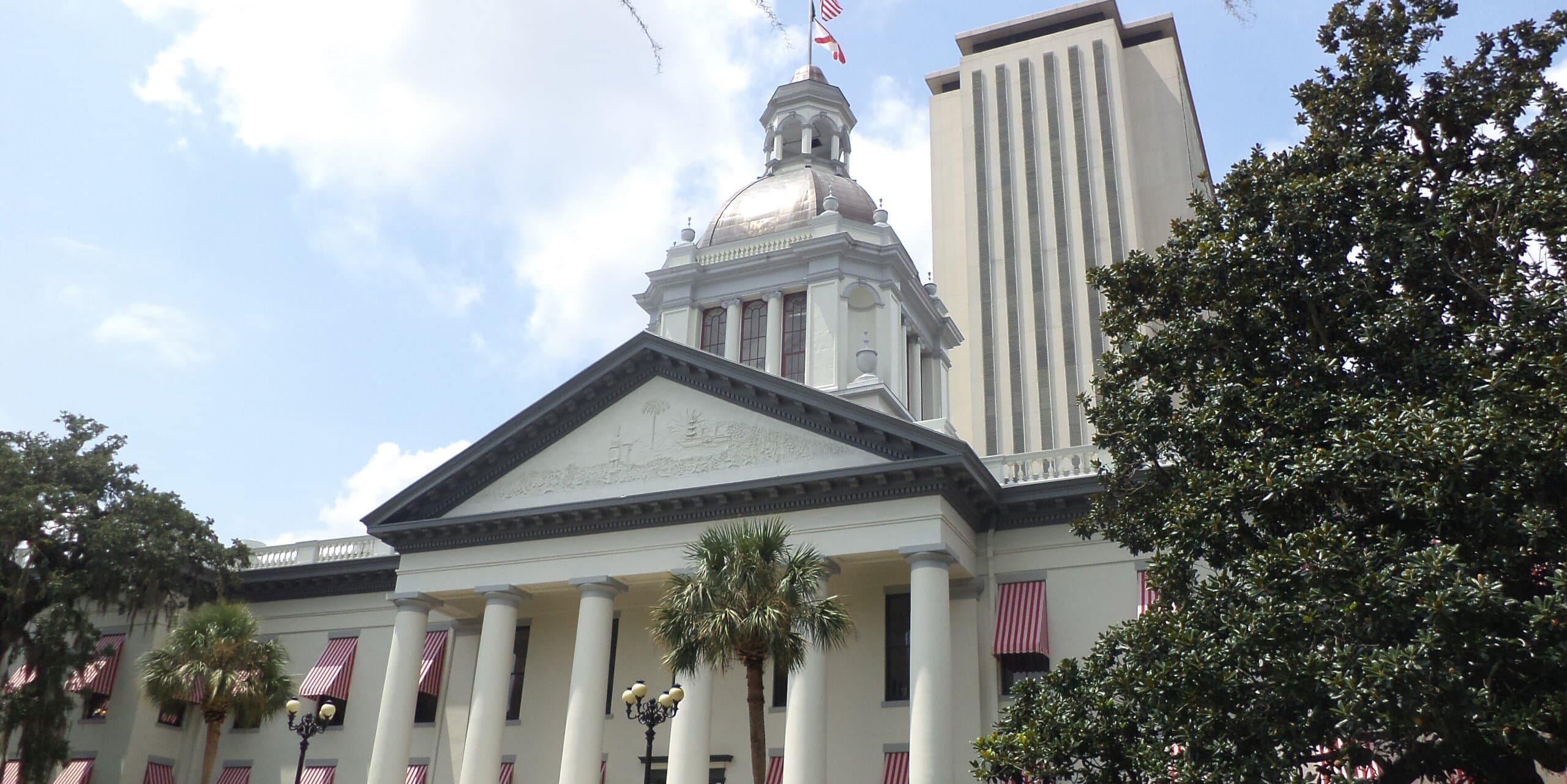 Tallahassee, FL skyline, the corridor Whipshipper carriers serve daily