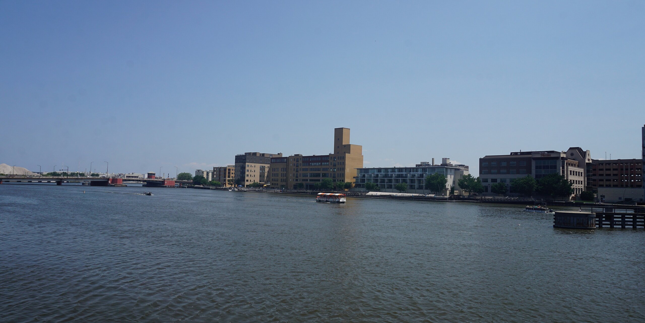 Green Bay, WI — skyline, Whipshipper Auto Transport coverage